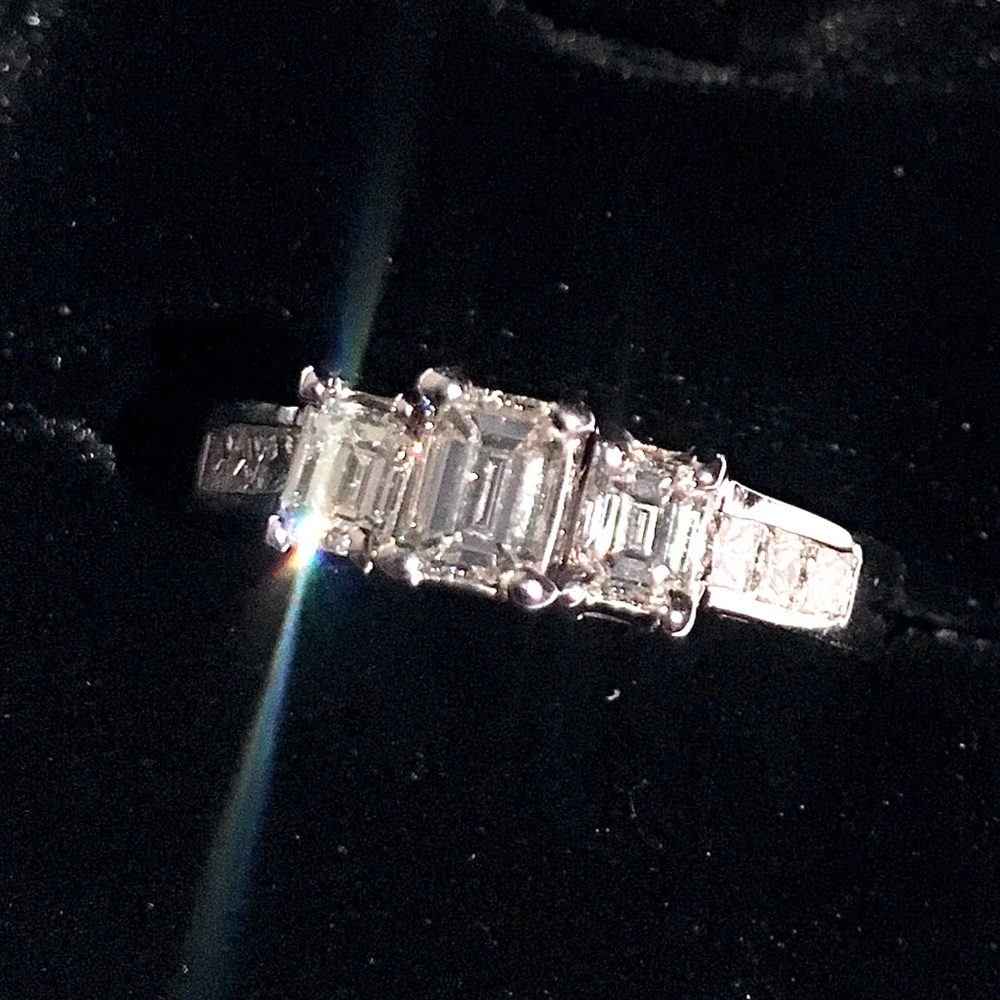 💎 18K 1.55CT VS Natural Diamond Large Emerald Princess Cut White Gold Ring